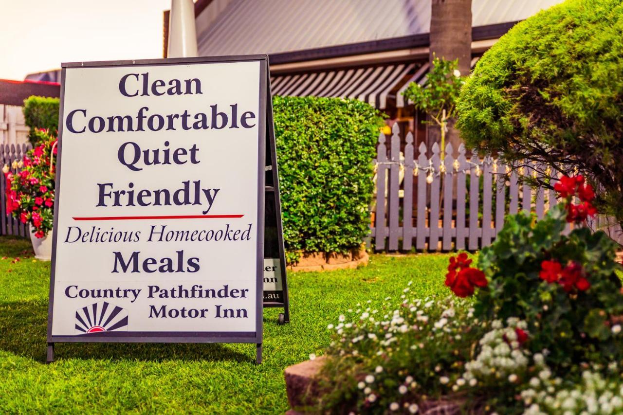Country Pathfinder Motor Inn Dalby Exterior photo